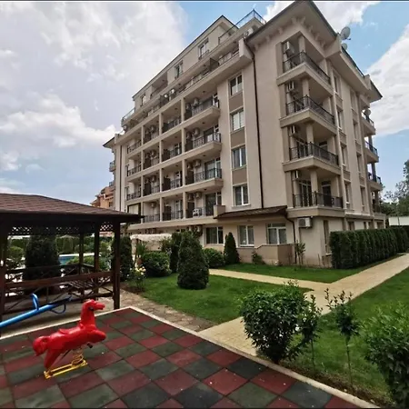 Sunny - 4 Guests, Parking Apartmán Sluneční pobřeží